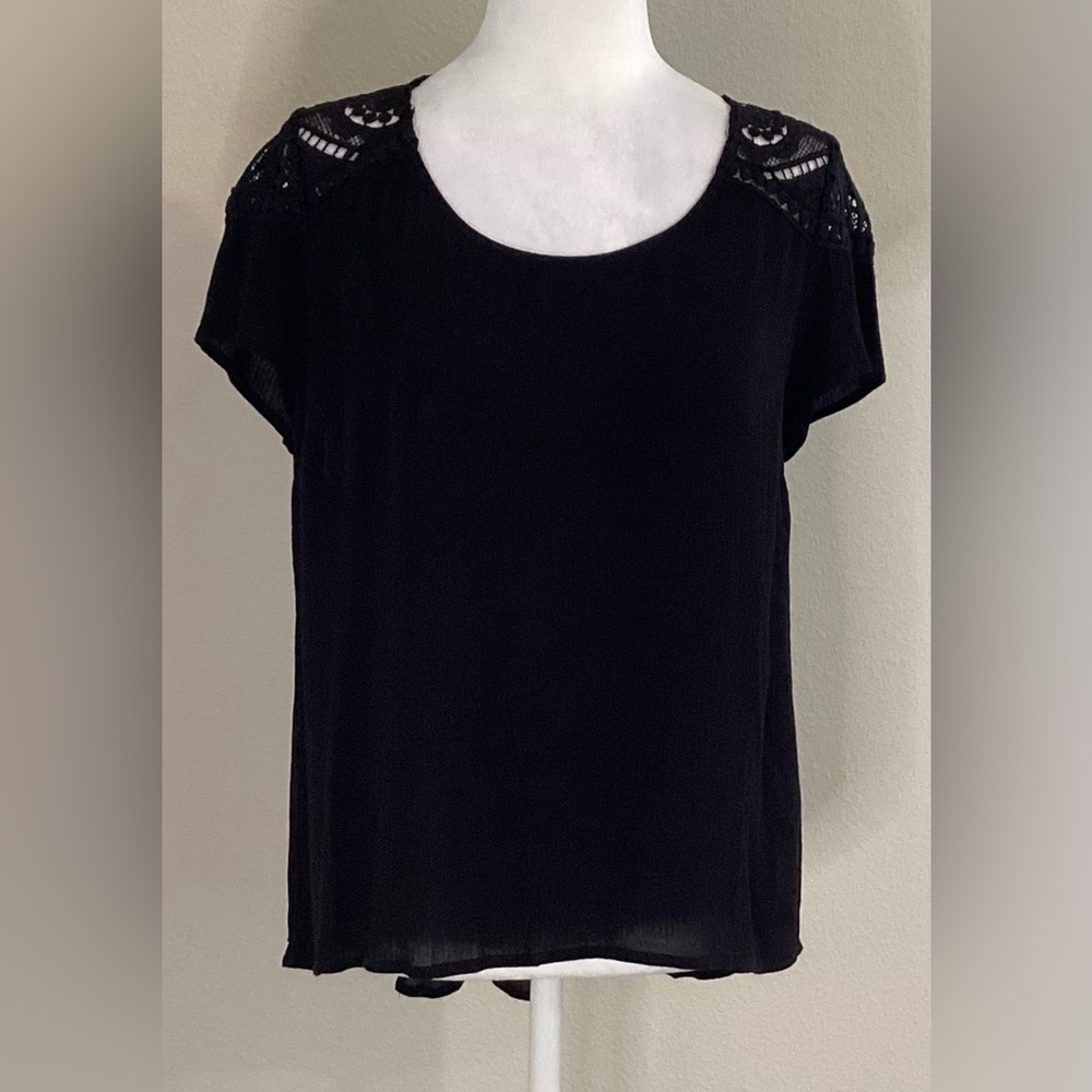 Bleuh Ciel Black Lace Accent Blouse